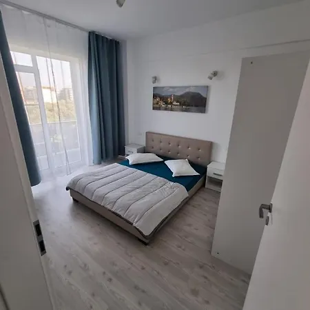 Mamaia Nord アパート ママイア